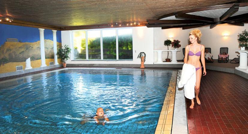 Hotel Traube Loßburg Dış mekan fotoğraf
