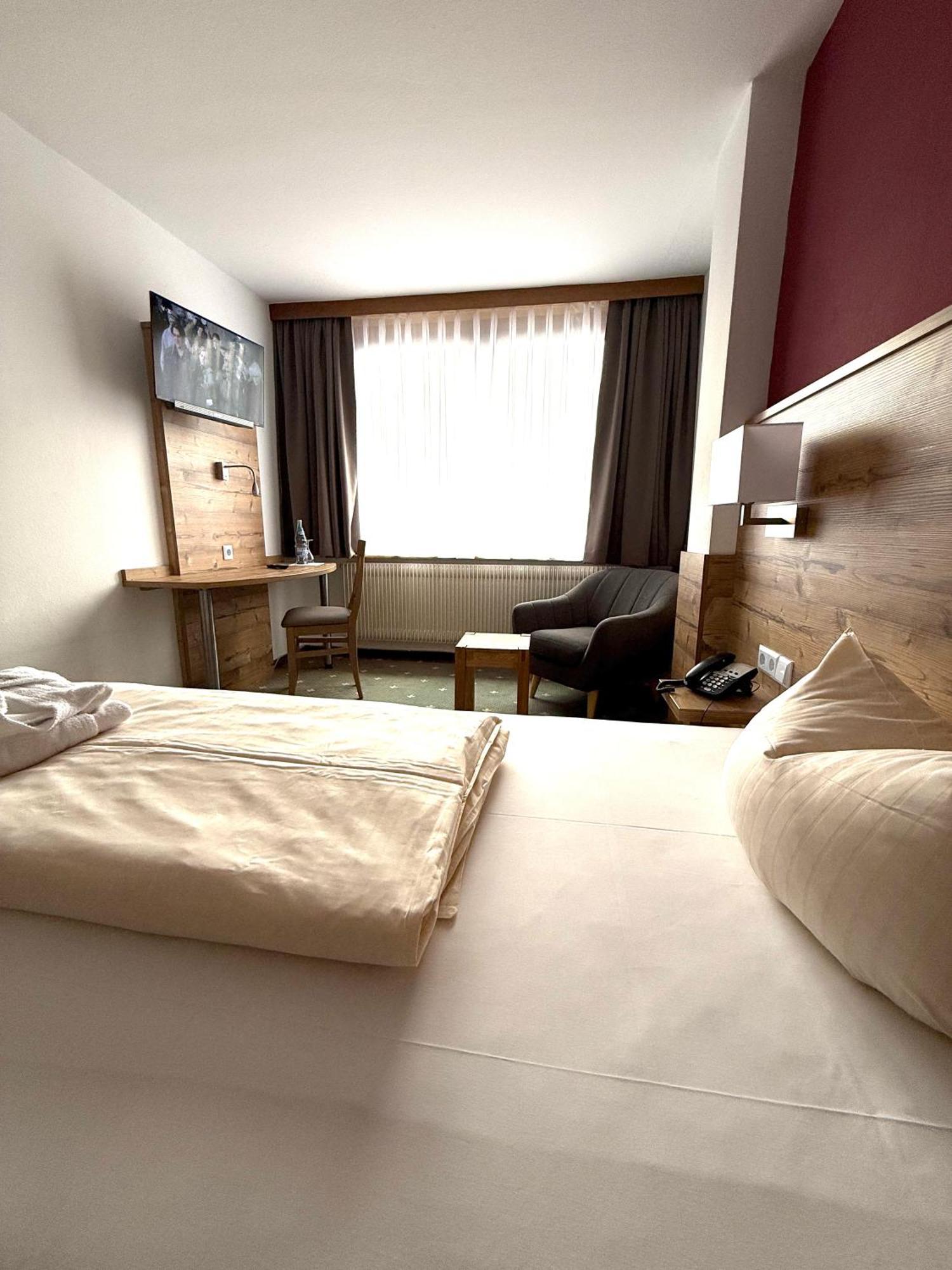 Hotel Traube Loßburg Dış mekan fotoğraf